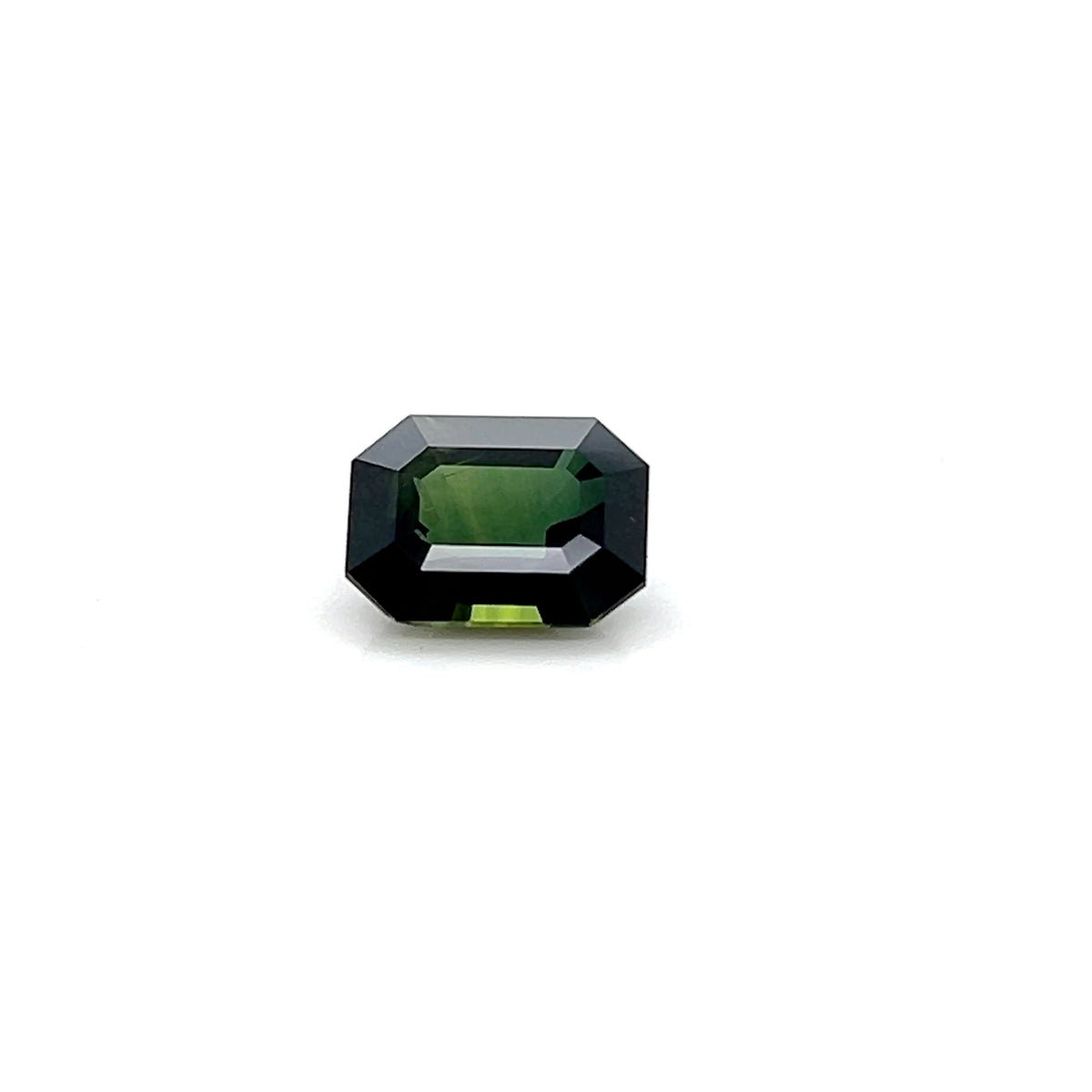 GREEN SAPPHIRE EMERALD CUT