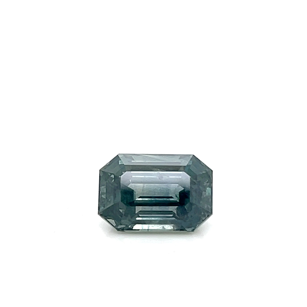 GREEN SAPPHIRE EMERALD CUT