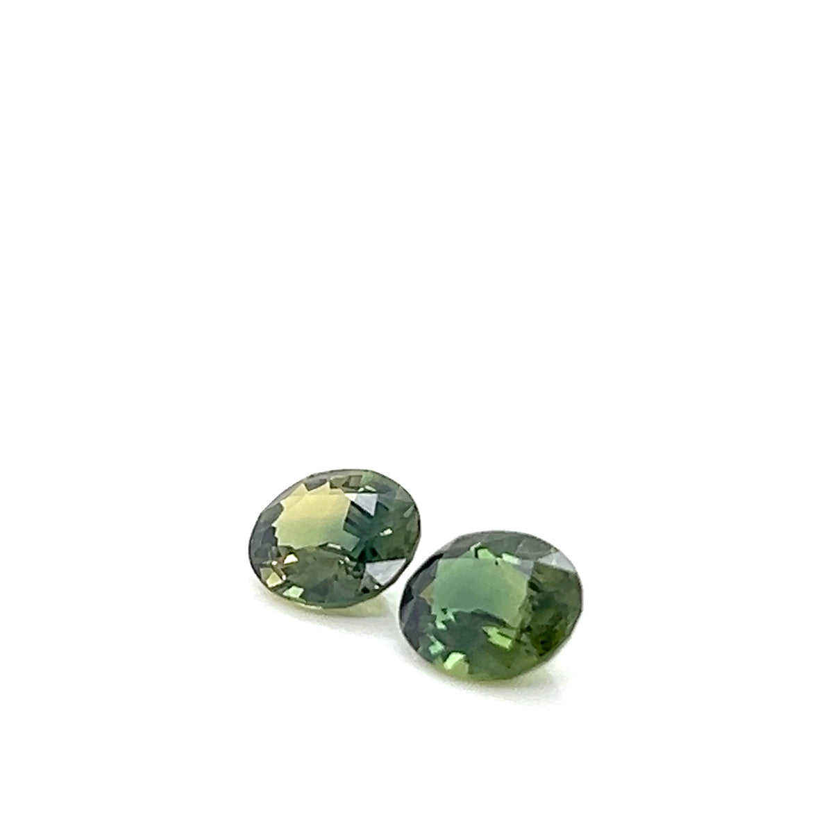 GREEN SAPPHIRE OVAL