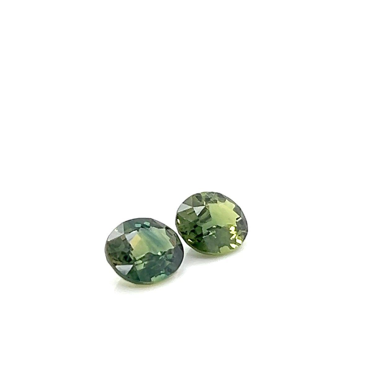 GREEN SAPPHIRE OVAL