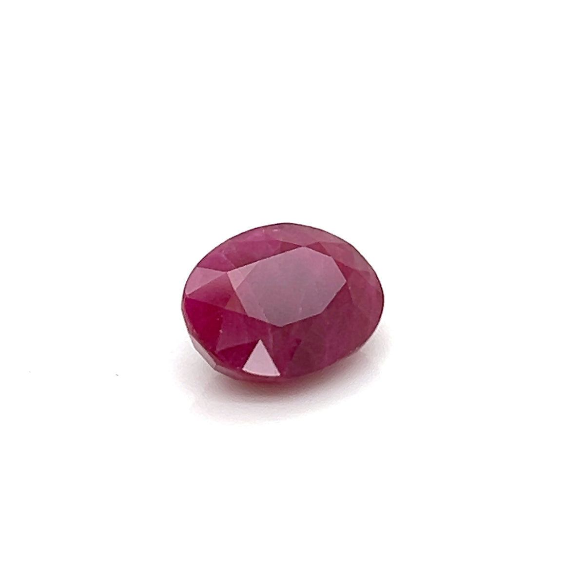 RUBY OVAL