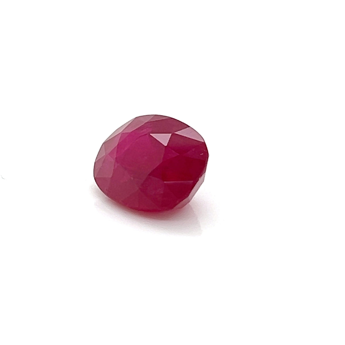 RUBY OVAL