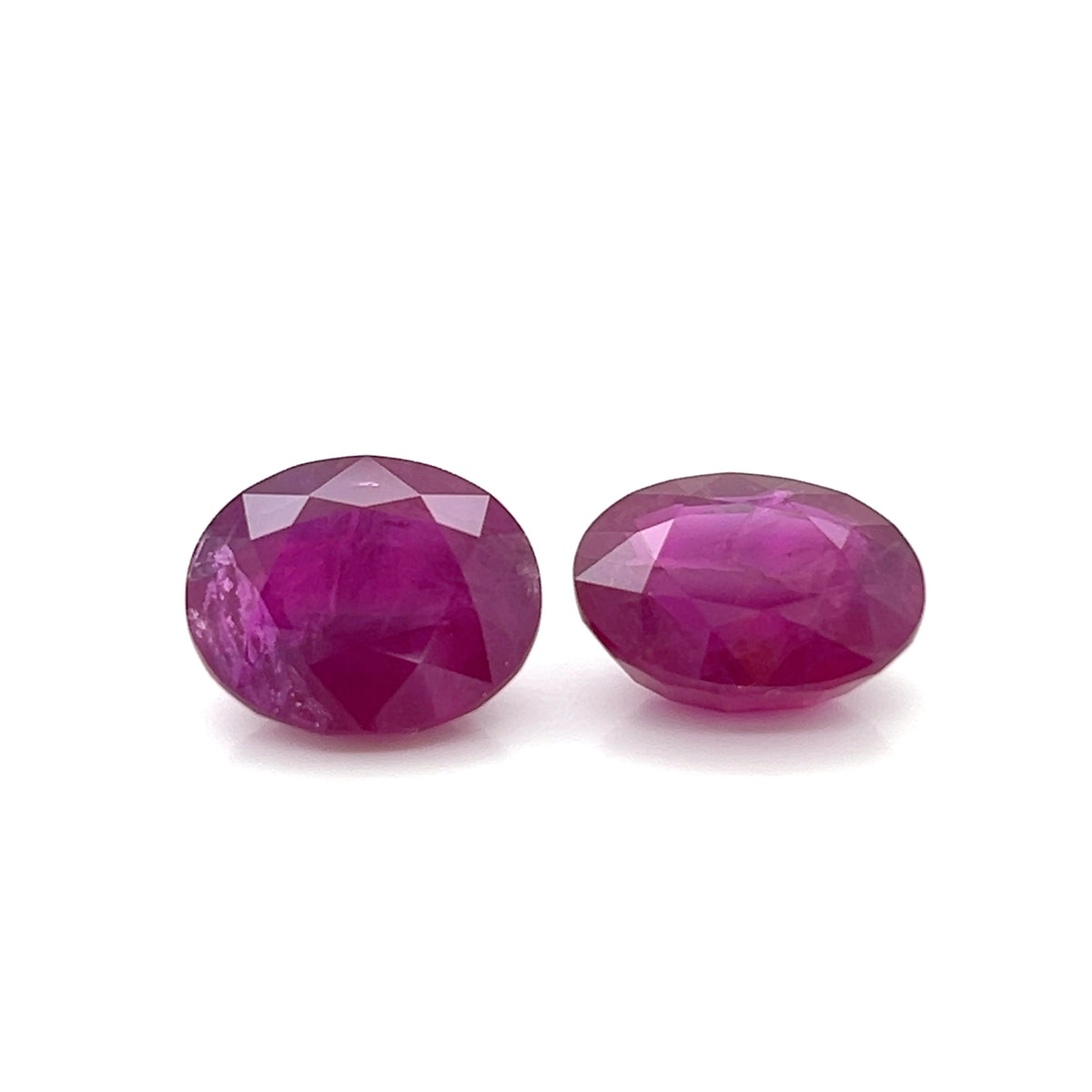 RUBY OVAL