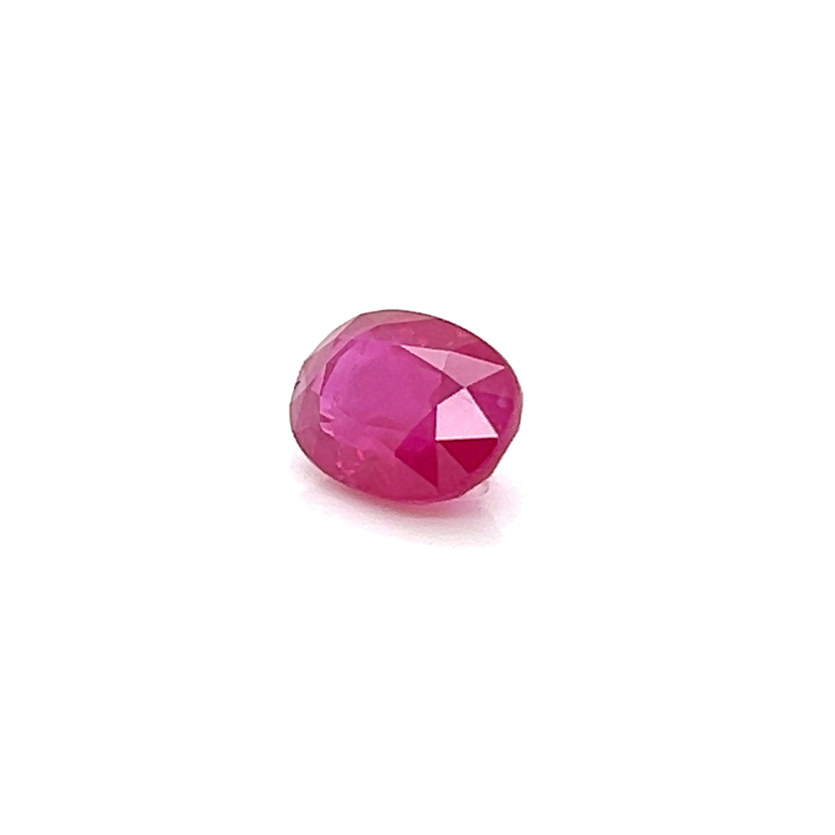 RUBY OVAL