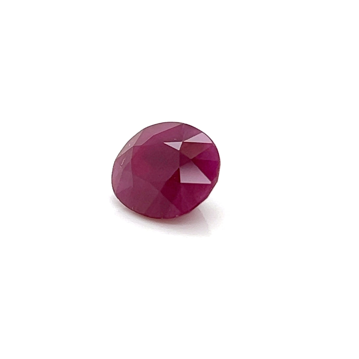 RUBY OVAL