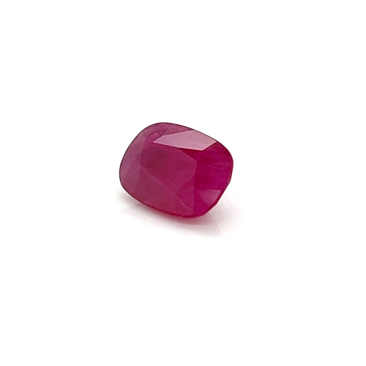 RUBY OVAL