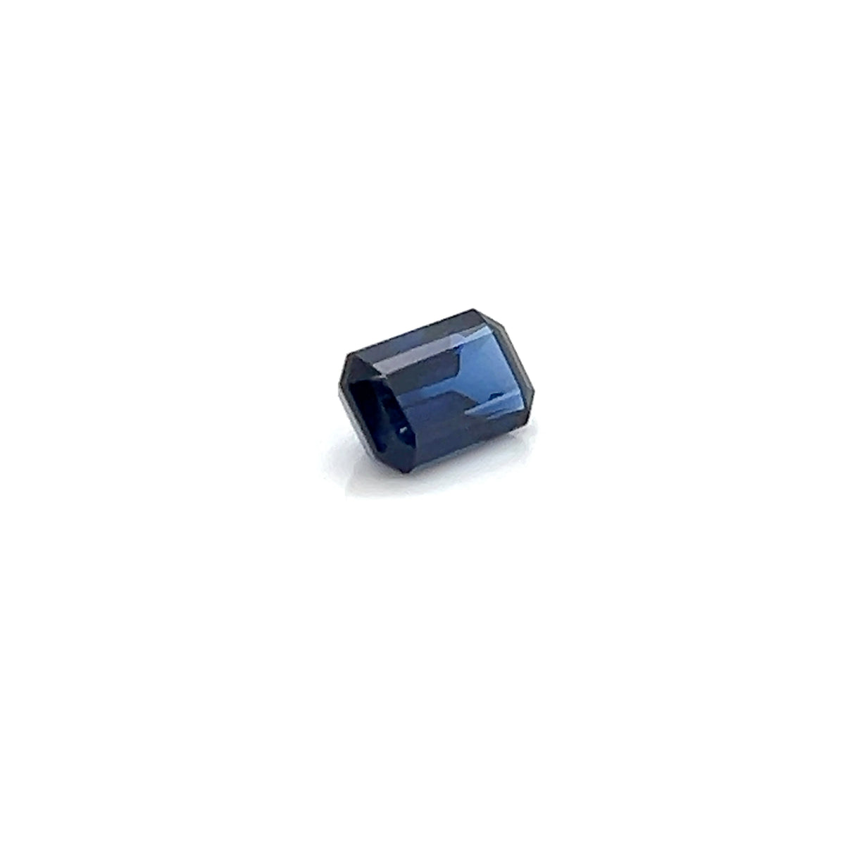 BLUE SAPPHIRE EMERALD CUT