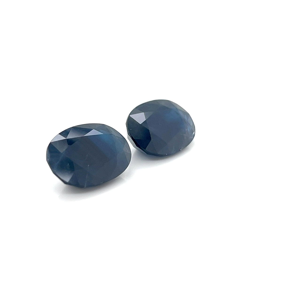 BLUE SAPPHIRE OVAL