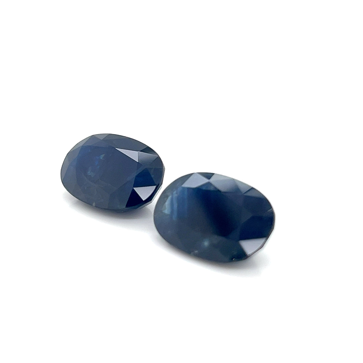 BLUE SAPPHIRE OVAL