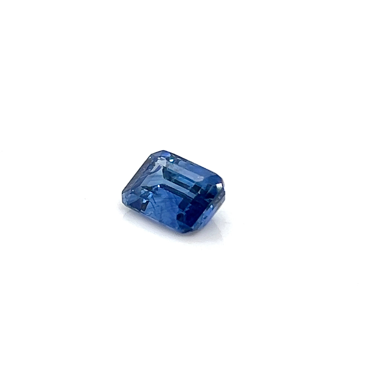 BLUE SAPPHIRE EMERALD CUT