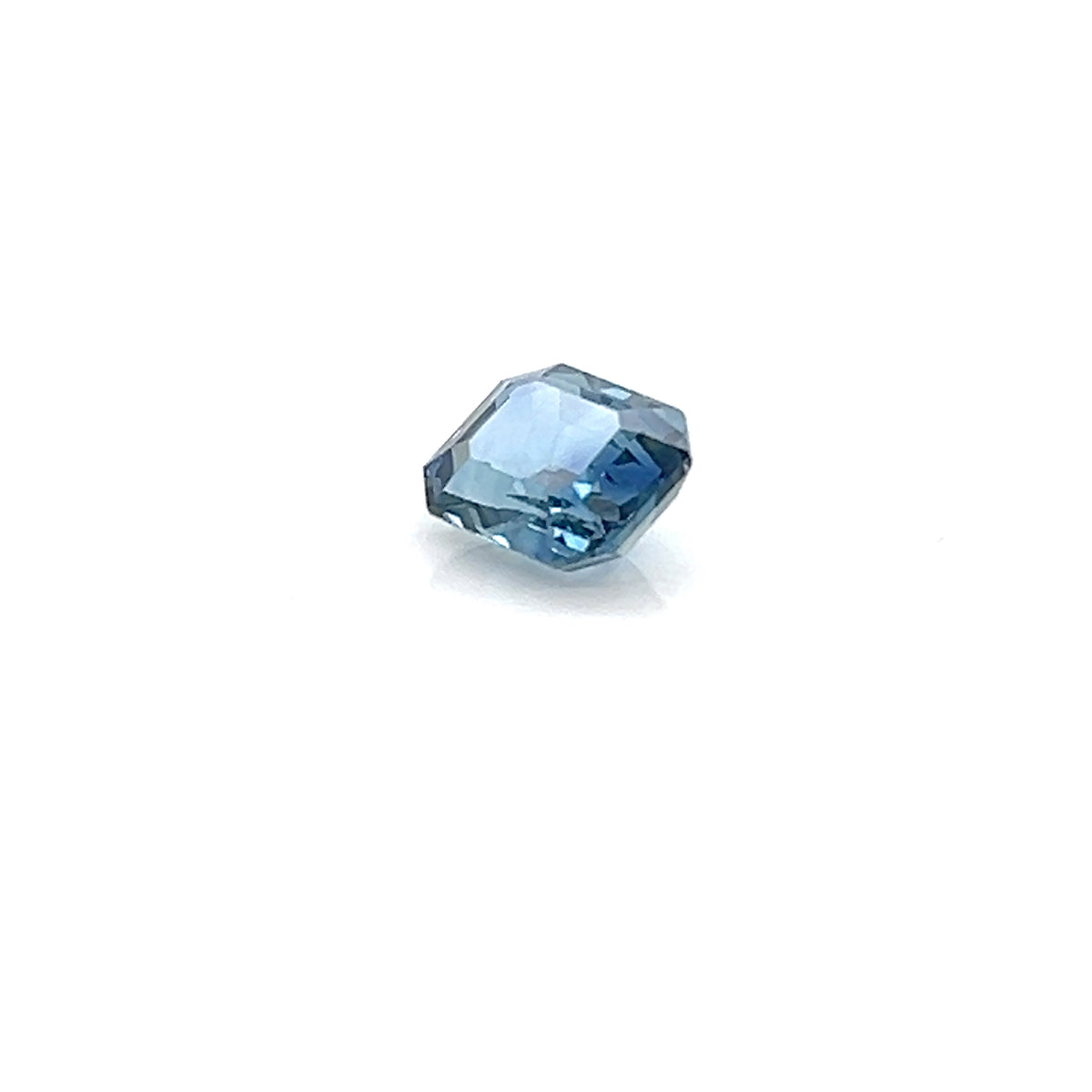 BLUE SAPPHIRE EMERALD CUT