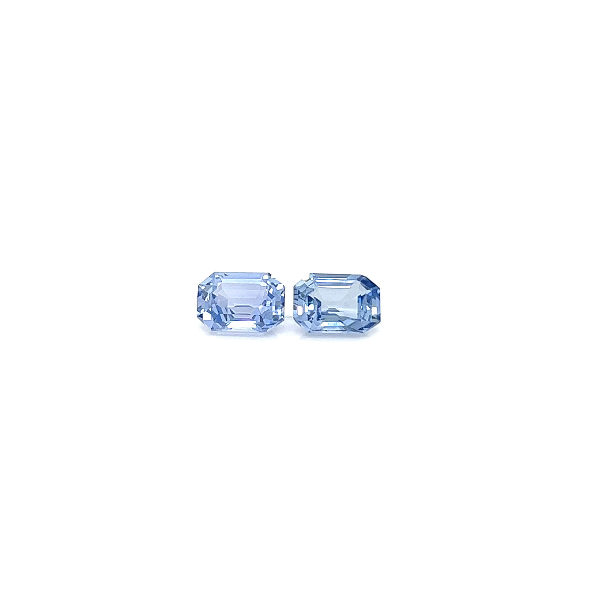 BLUE SAPPHIRE EMERALD CUT