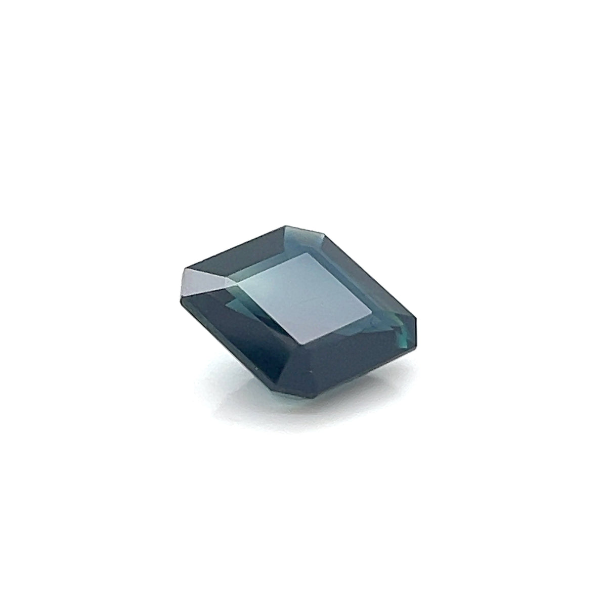 BLUE SAPPHIRE EMERALD CUT