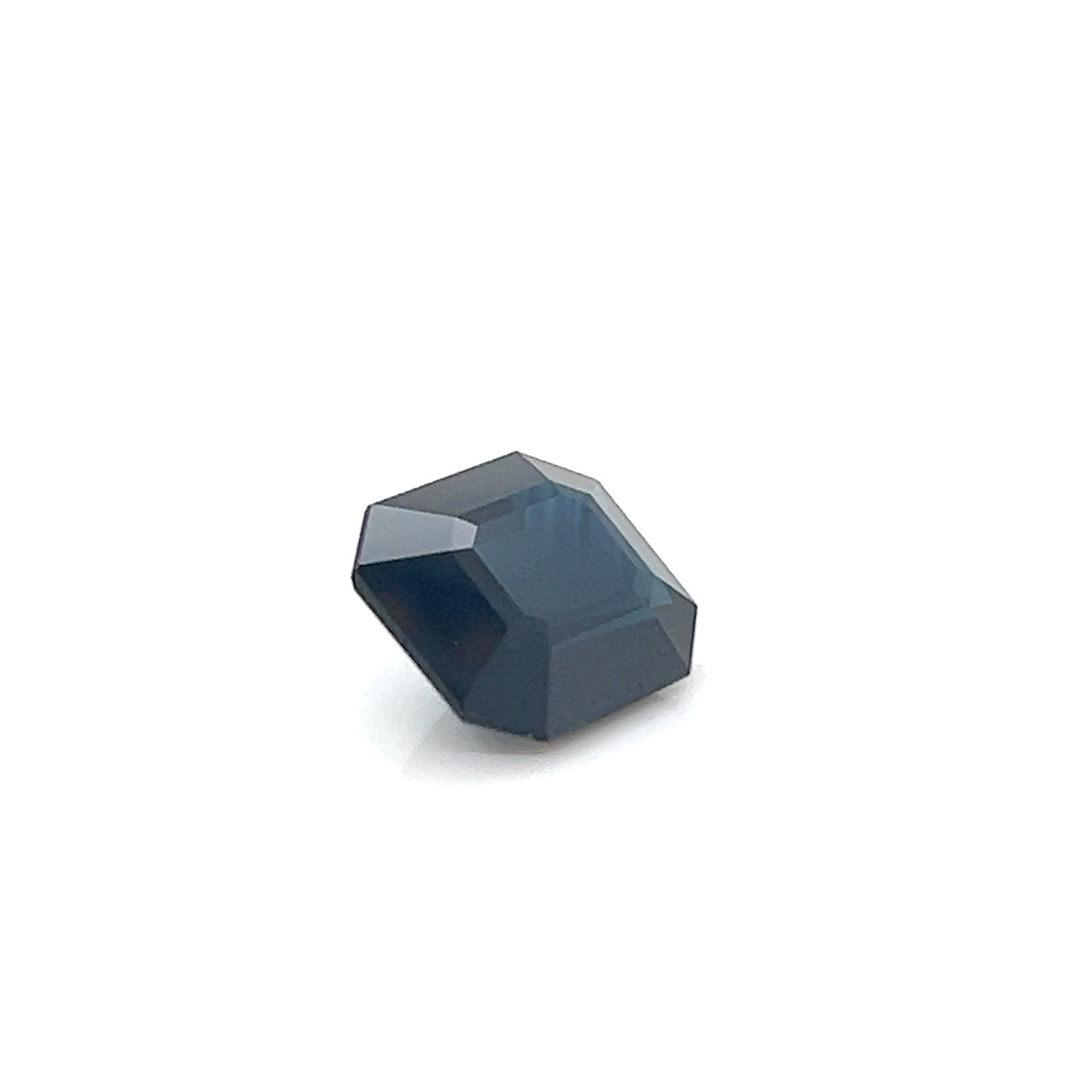 BLUE SAPPHIRE EMERALD CUT