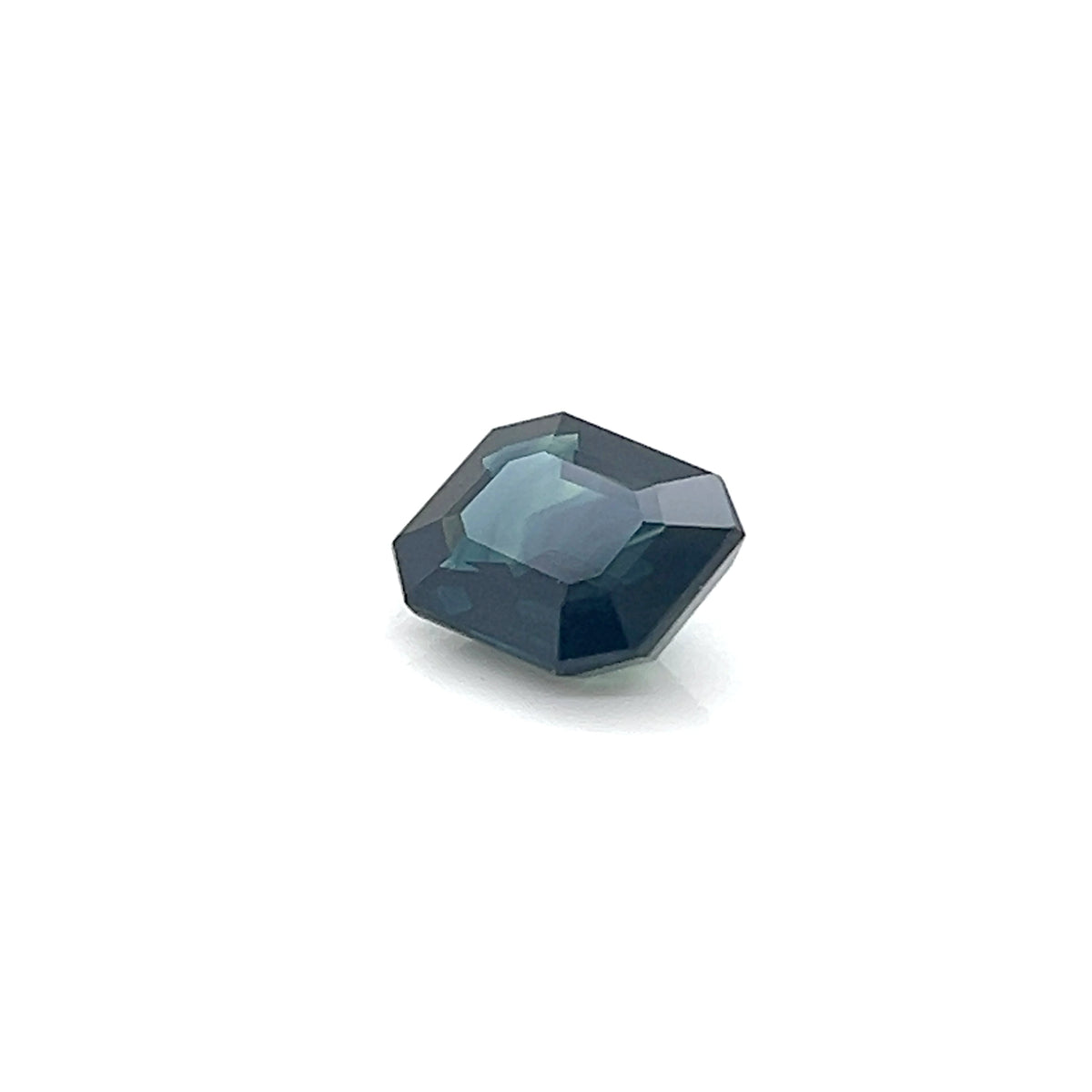 BLUE SAPPHIRE EMERALD CUT
