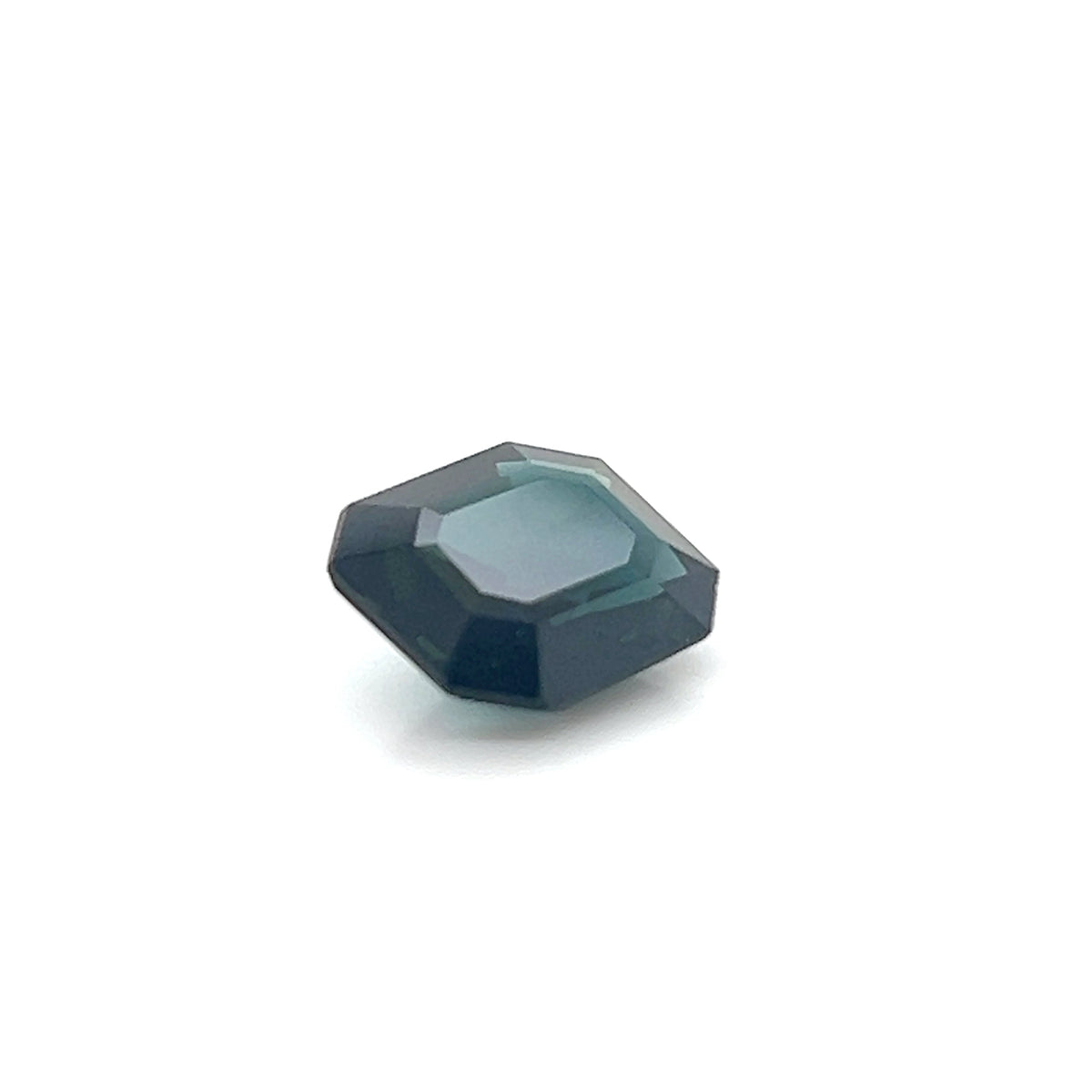 BLUE SAPPHIRE EMERALD CUT