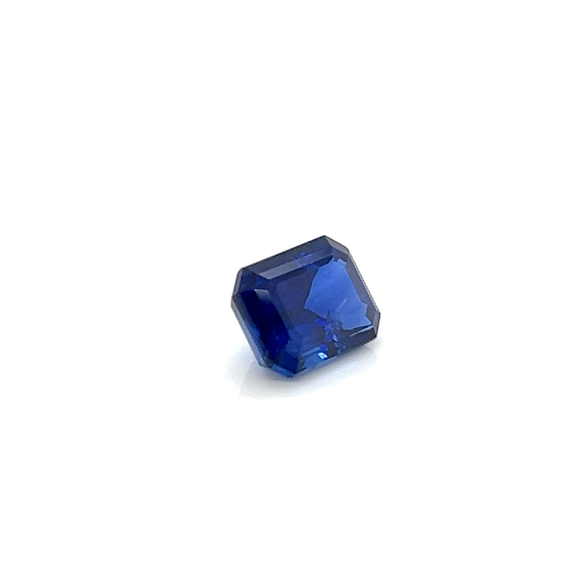 BLUE SAPPHIRE EMERALD CUT