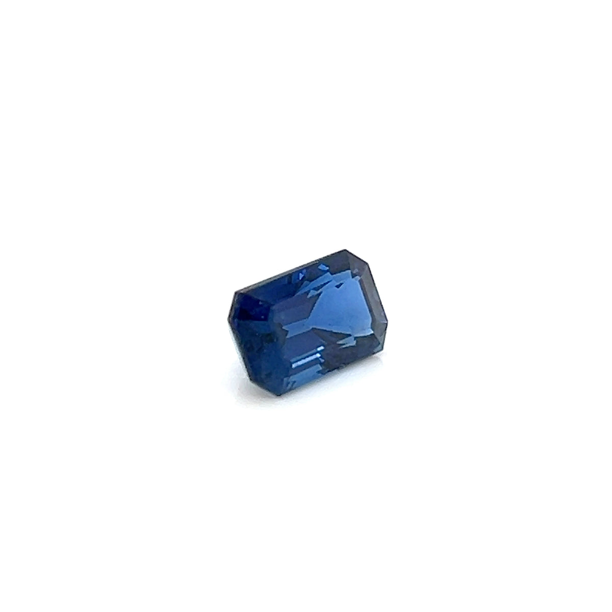 BLUE SAPPHIRE EMERALD CUT