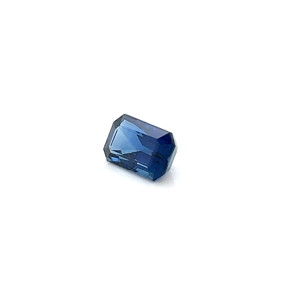 BLUE SAPPHIRE EMERALD CUT