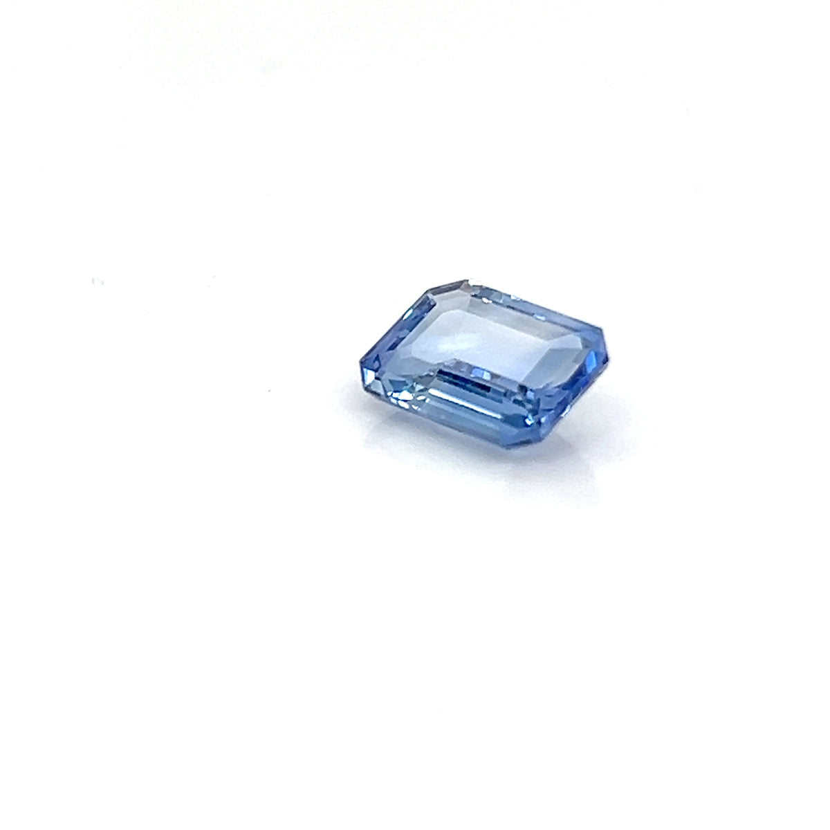 BLUE SAPPHIRE EMERALD CUT