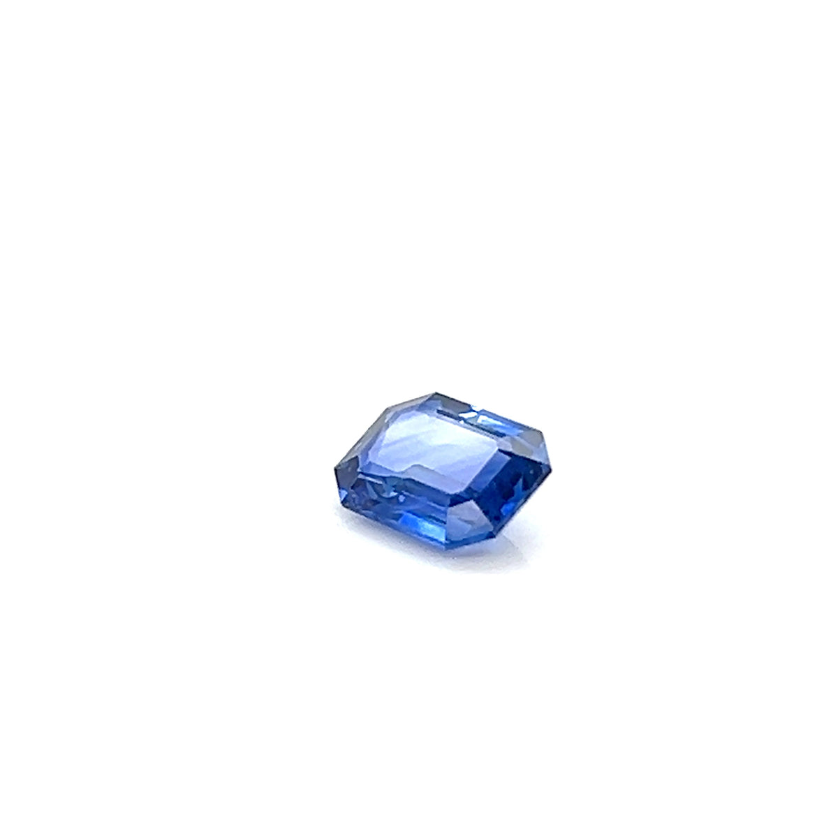 BLUE SAPPHIRE EMERALD CUT