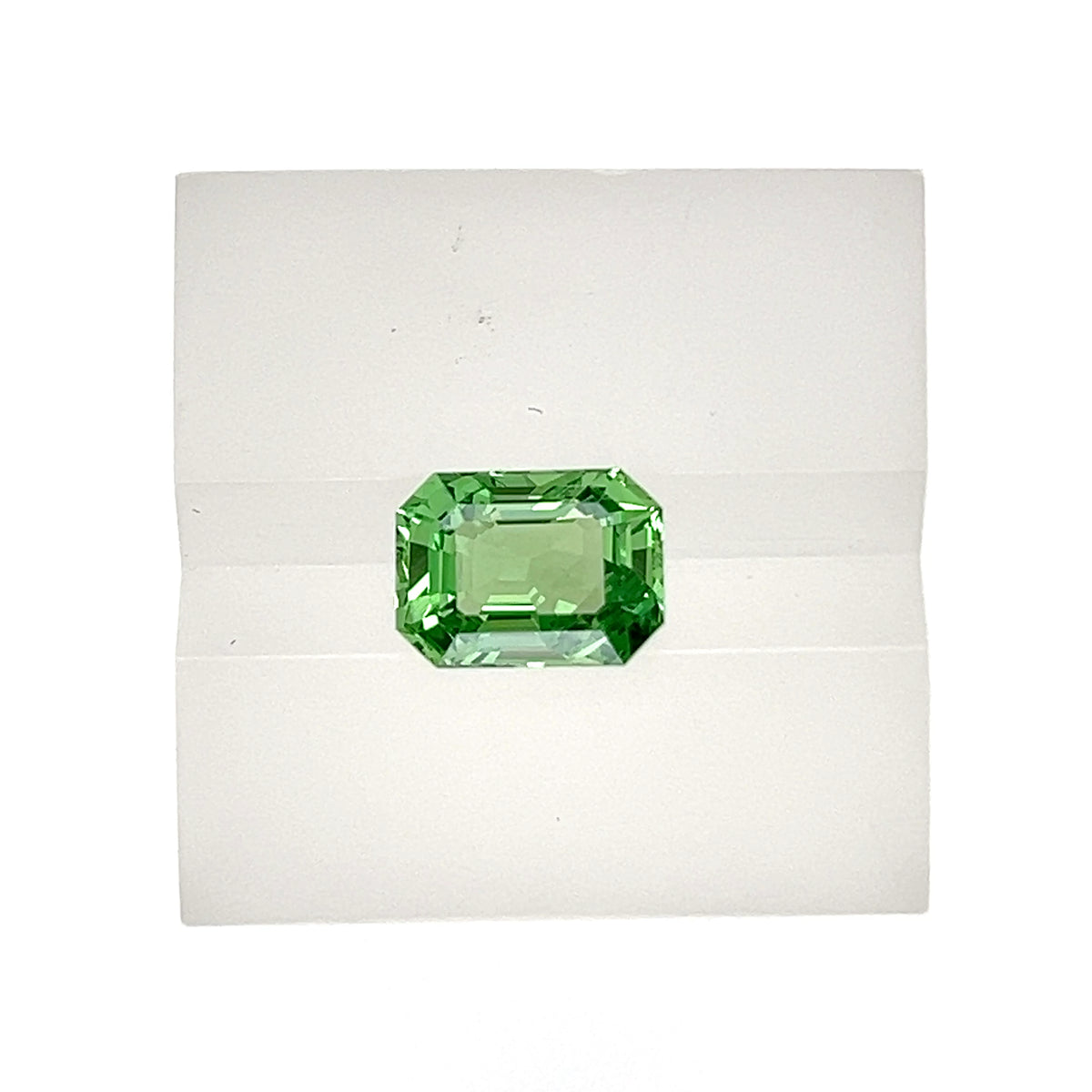 TSAVORITE EMERALD CUT