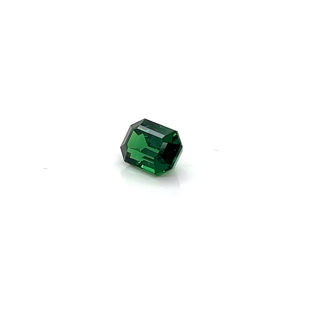 TSAVORITE EMERALD CUT