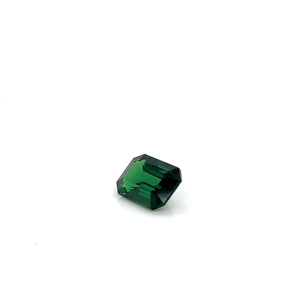 TSAVORITE EMERALD CUT