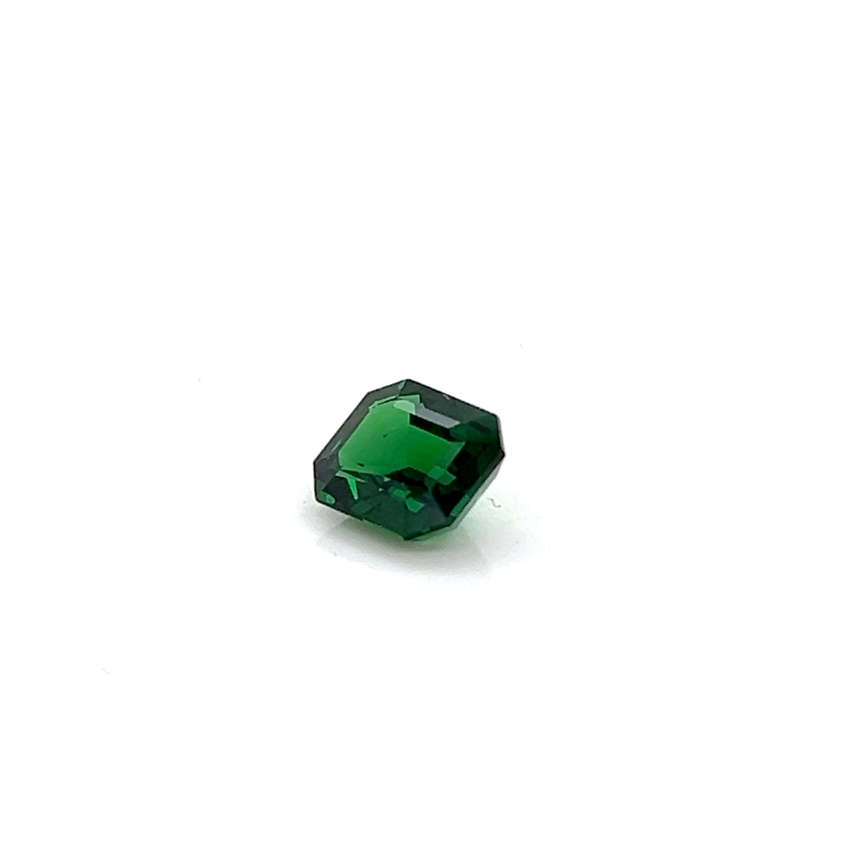 TSAVORITE EMERALD CUT