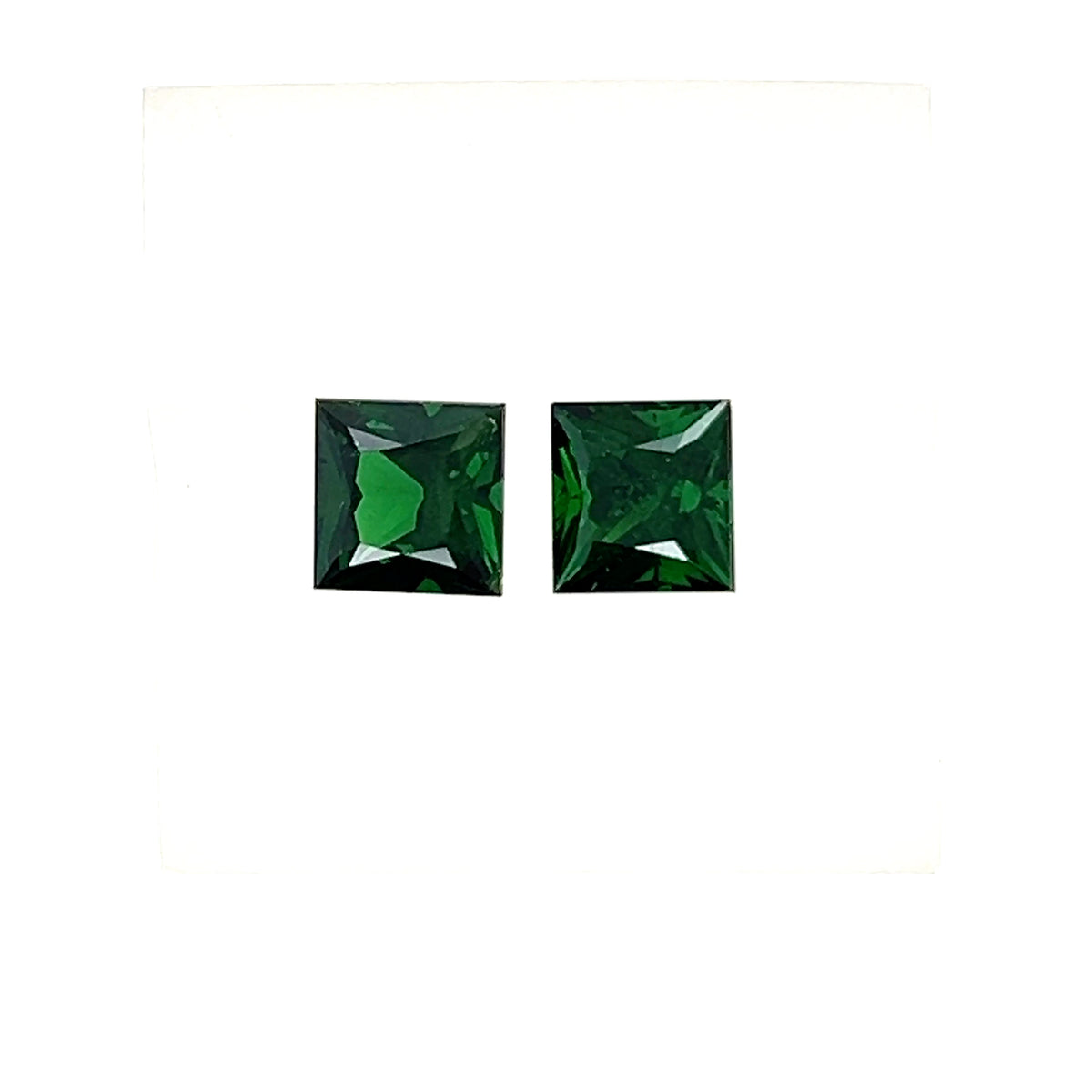 TSAVORITE PRINCESS CUT