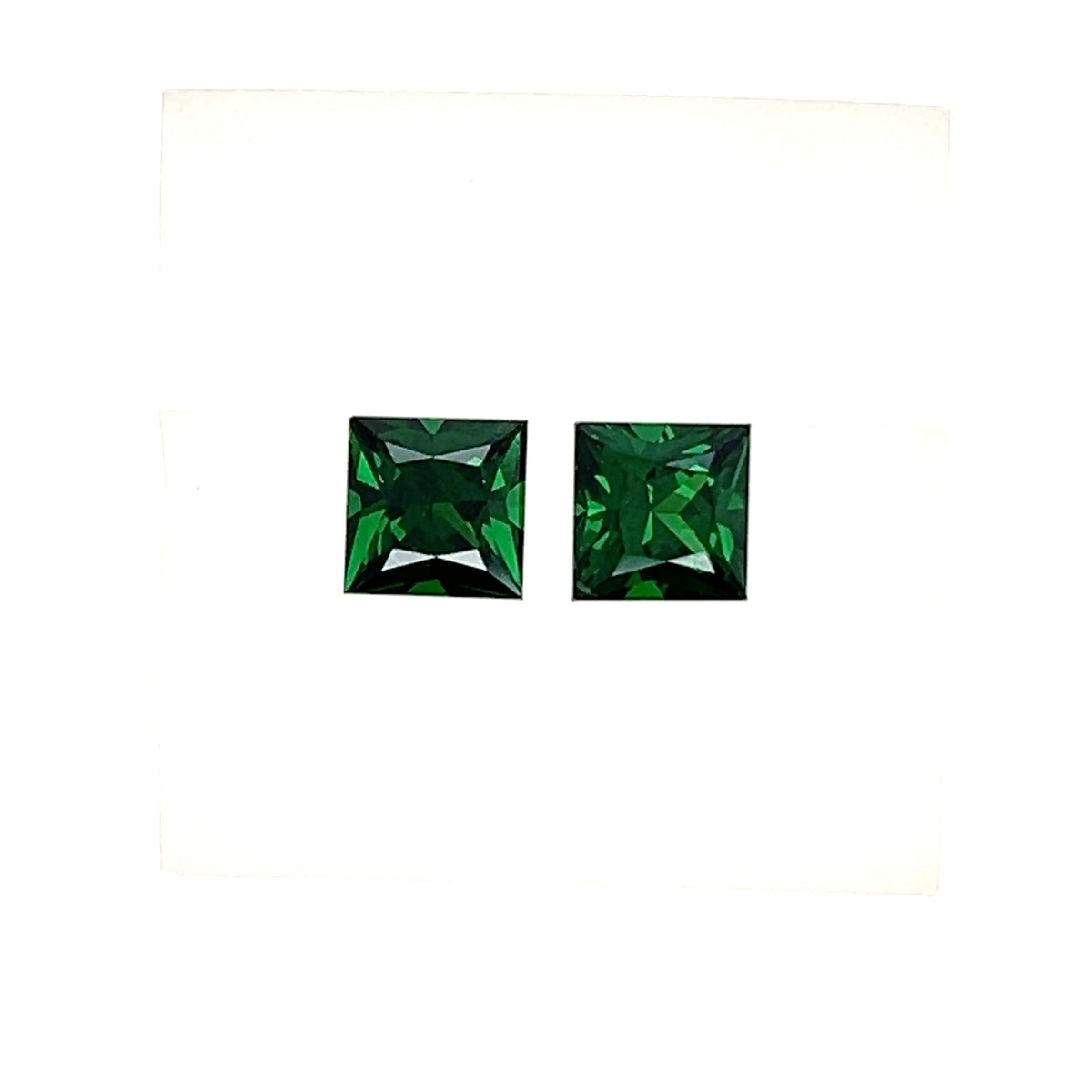 TSAVORITE PRINCESS CUT