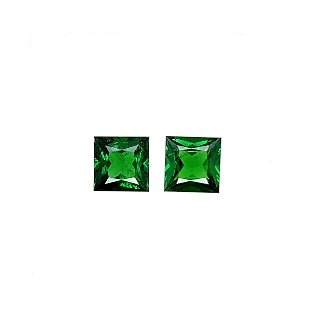 TSAVORITE PRINCESS CUT