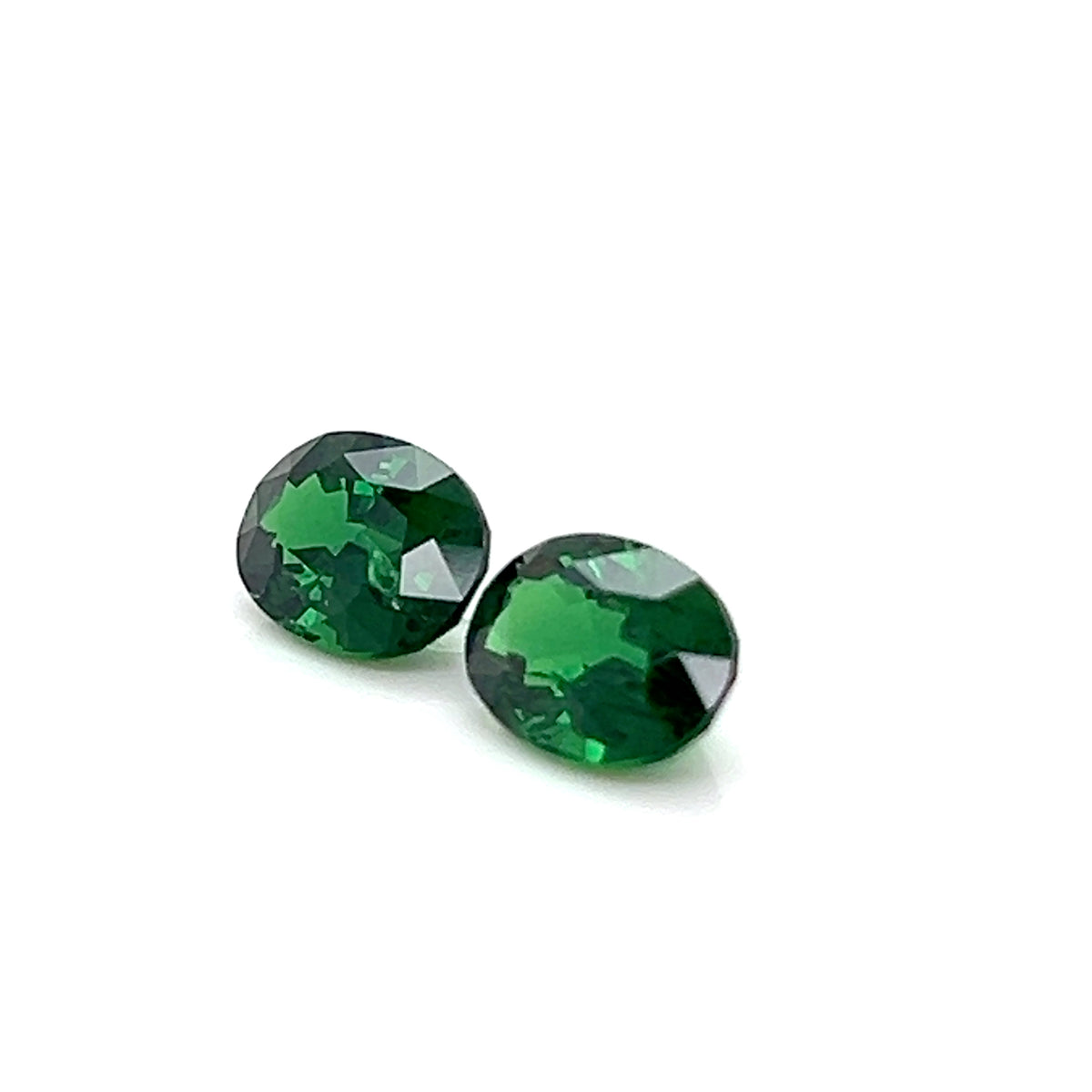 TSAVORITE OVAL