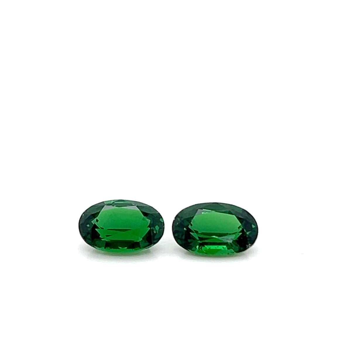 TSAVORITE OVAL