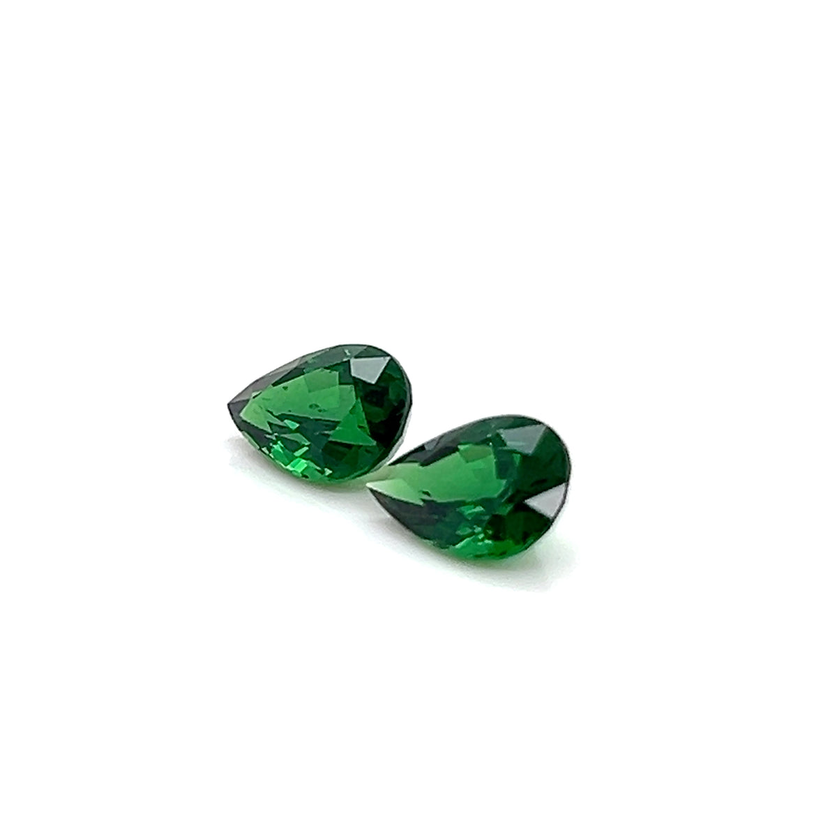 TSAVORITE PEAR