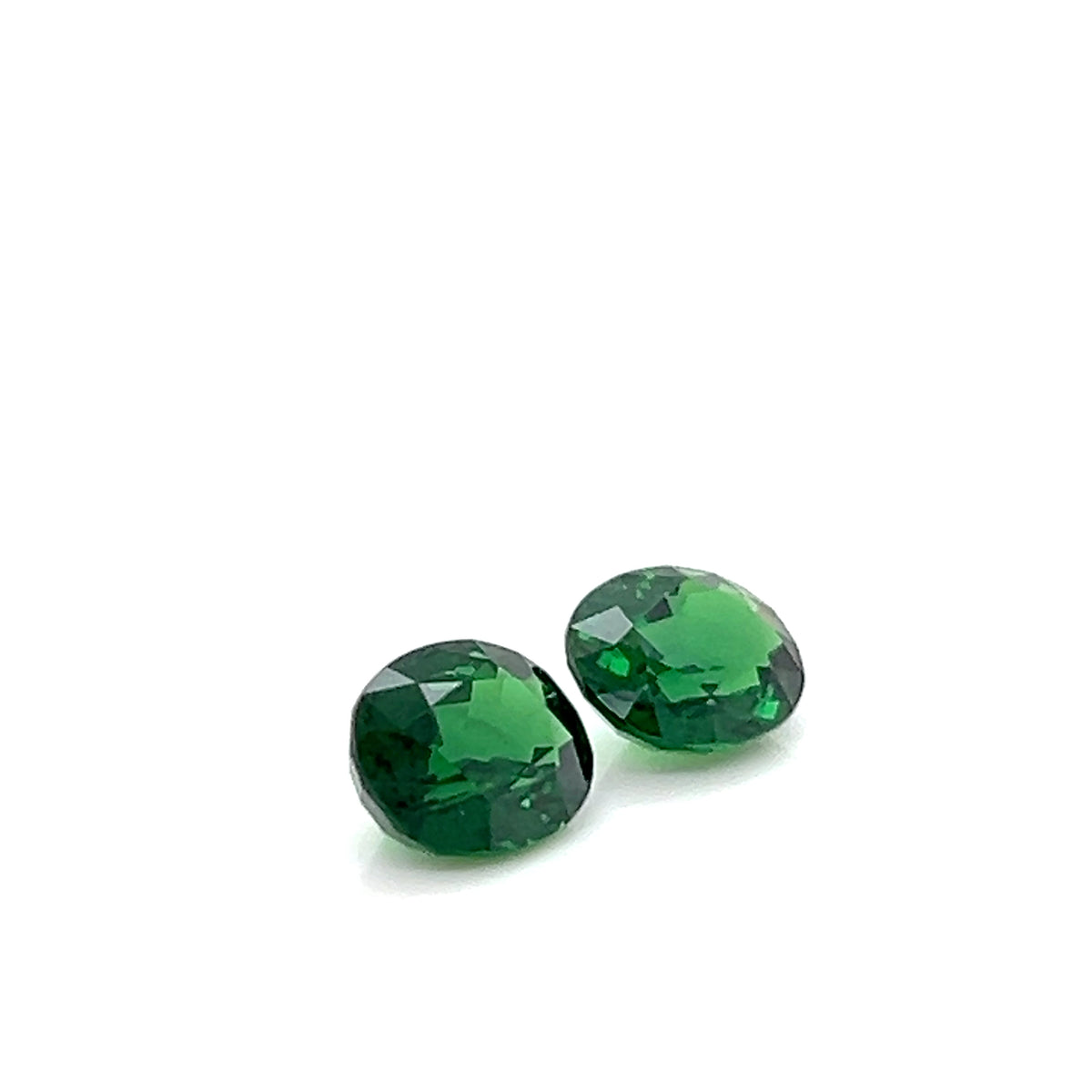 TSAVORITE OVAL