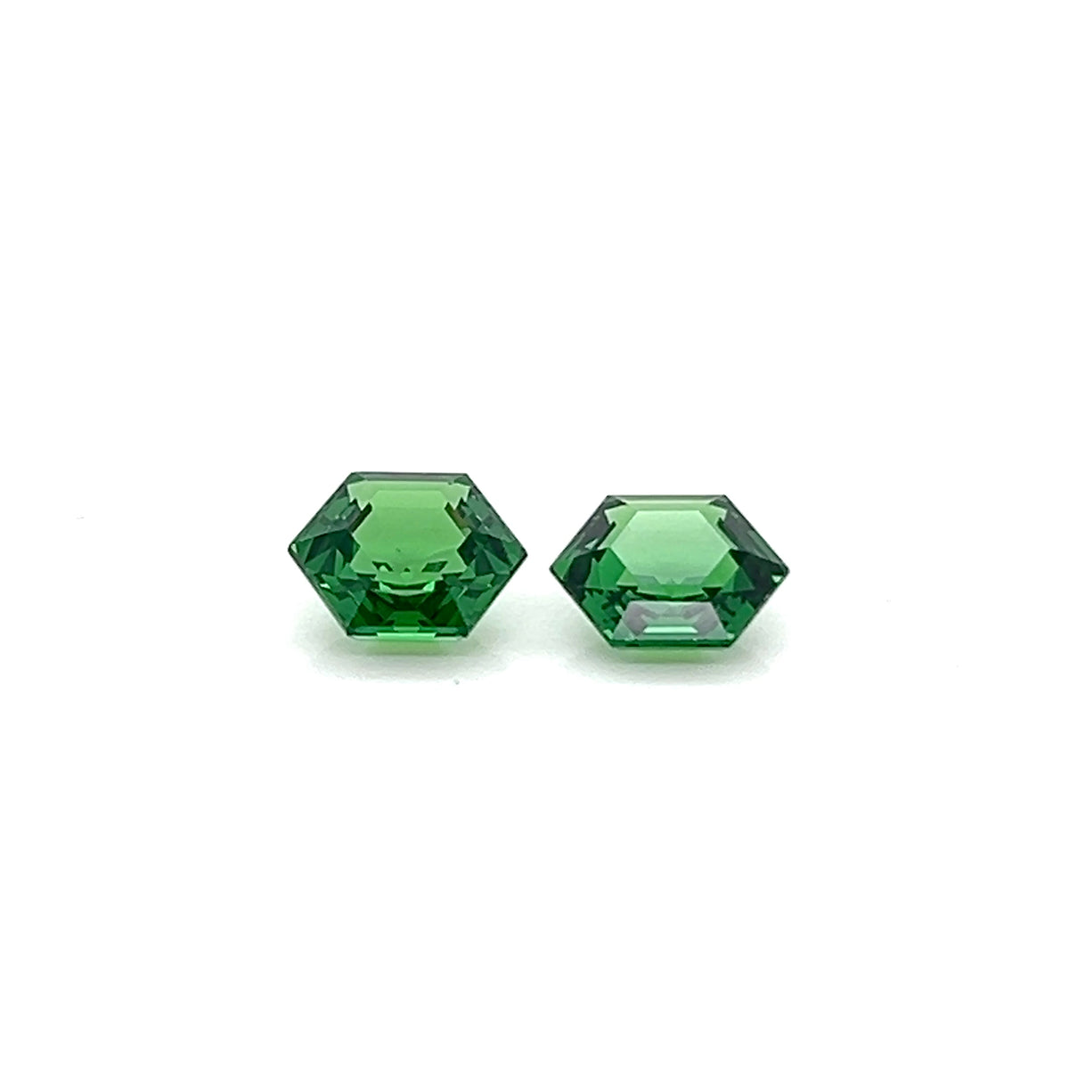 TSAVORITE HEXAGON