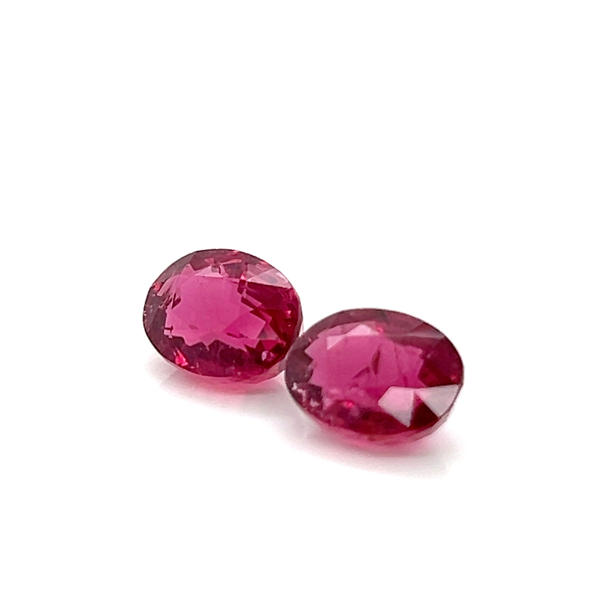 RUBELLITE OVAL