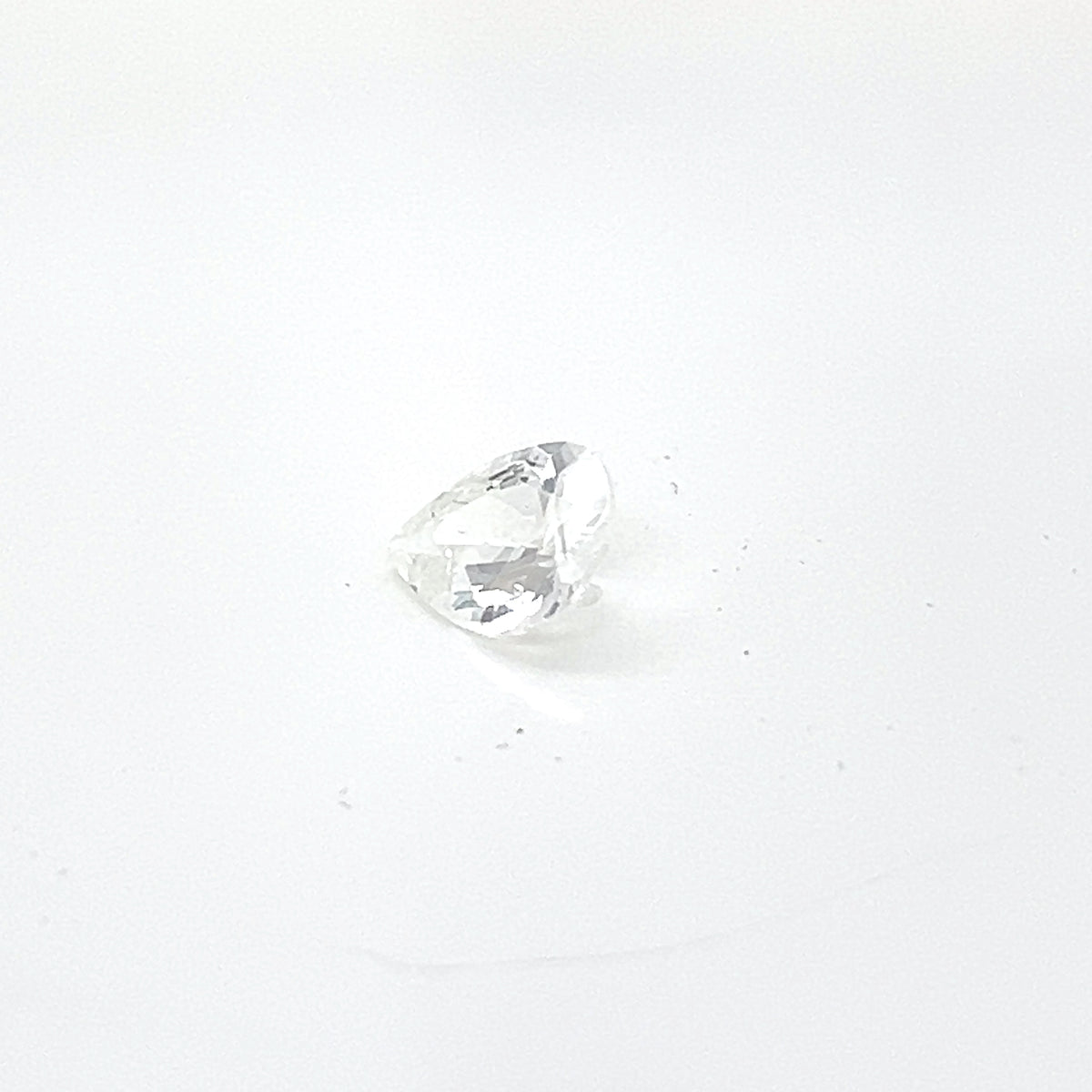 WHITE SAPPHIRE PEAR