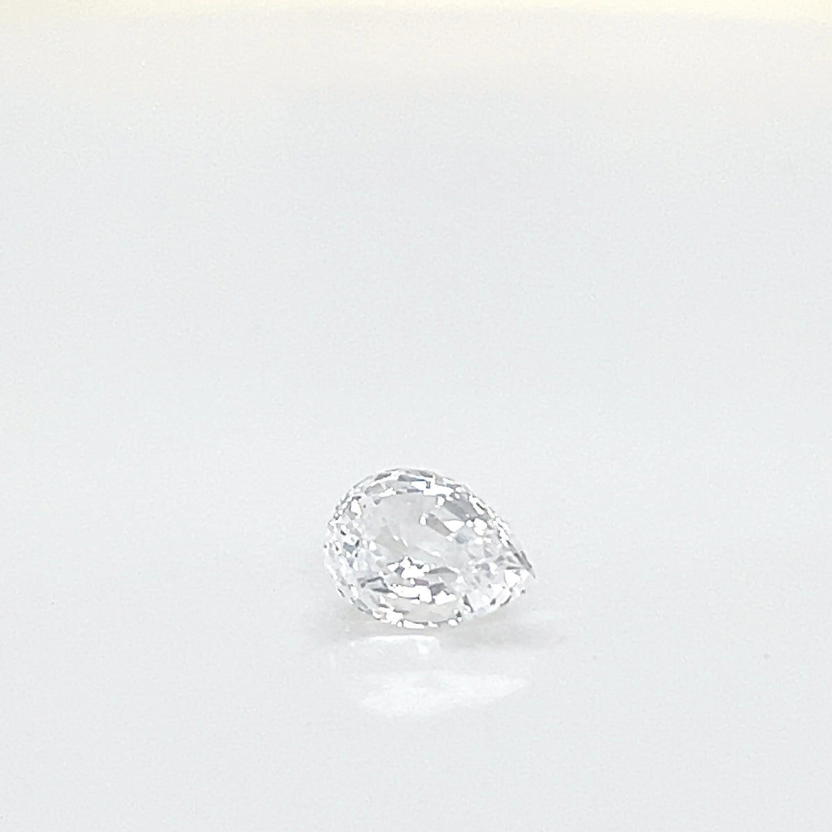 WHITE SAPPHIRE PEAR