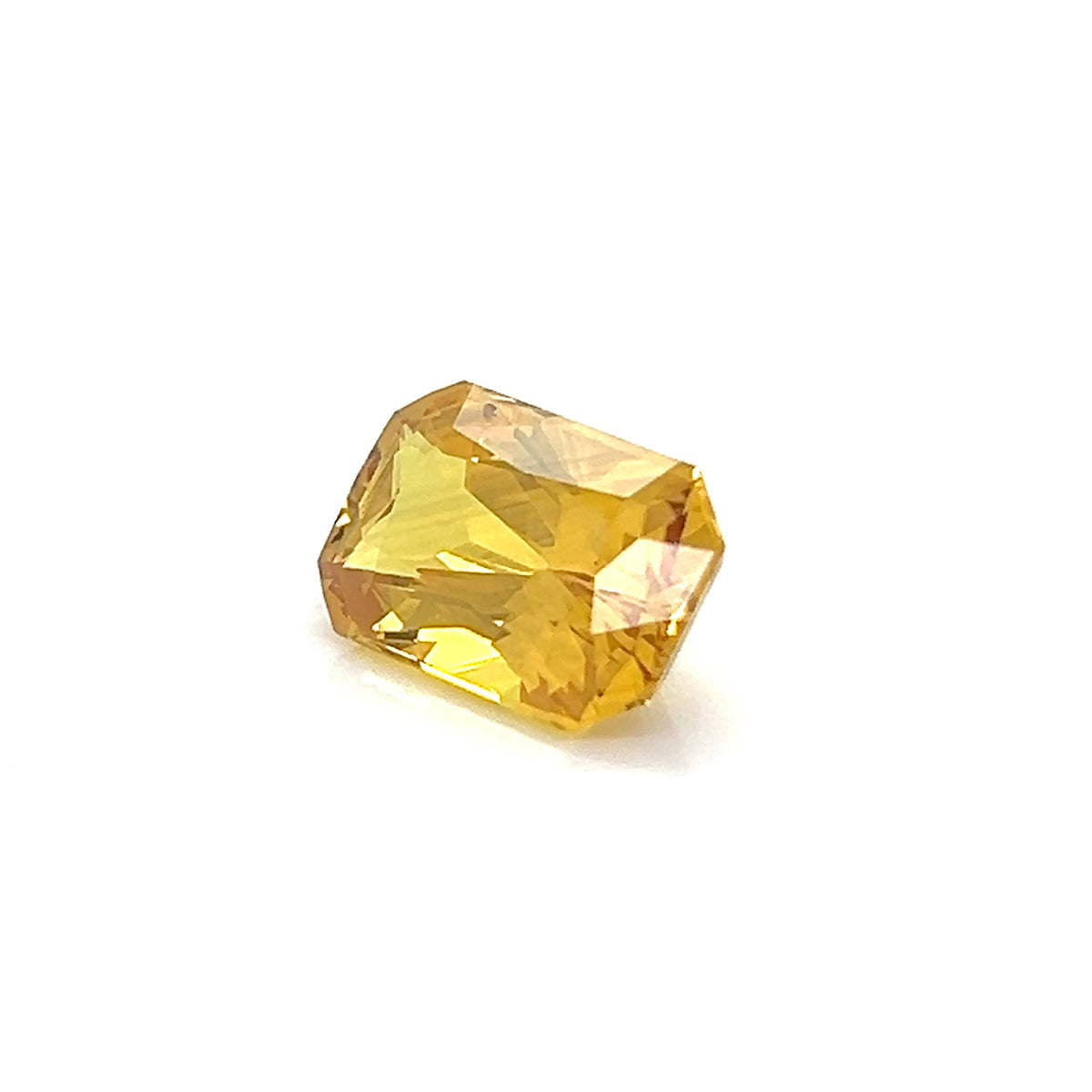 YELLOW SAPPHIRE RADIANT CUT