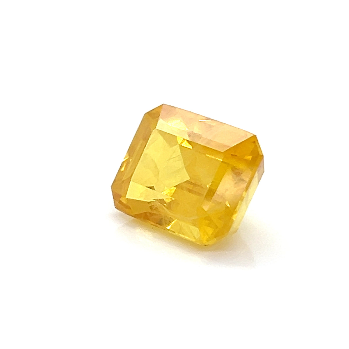 YELLOW SAPPHIRE EMERALD CUT