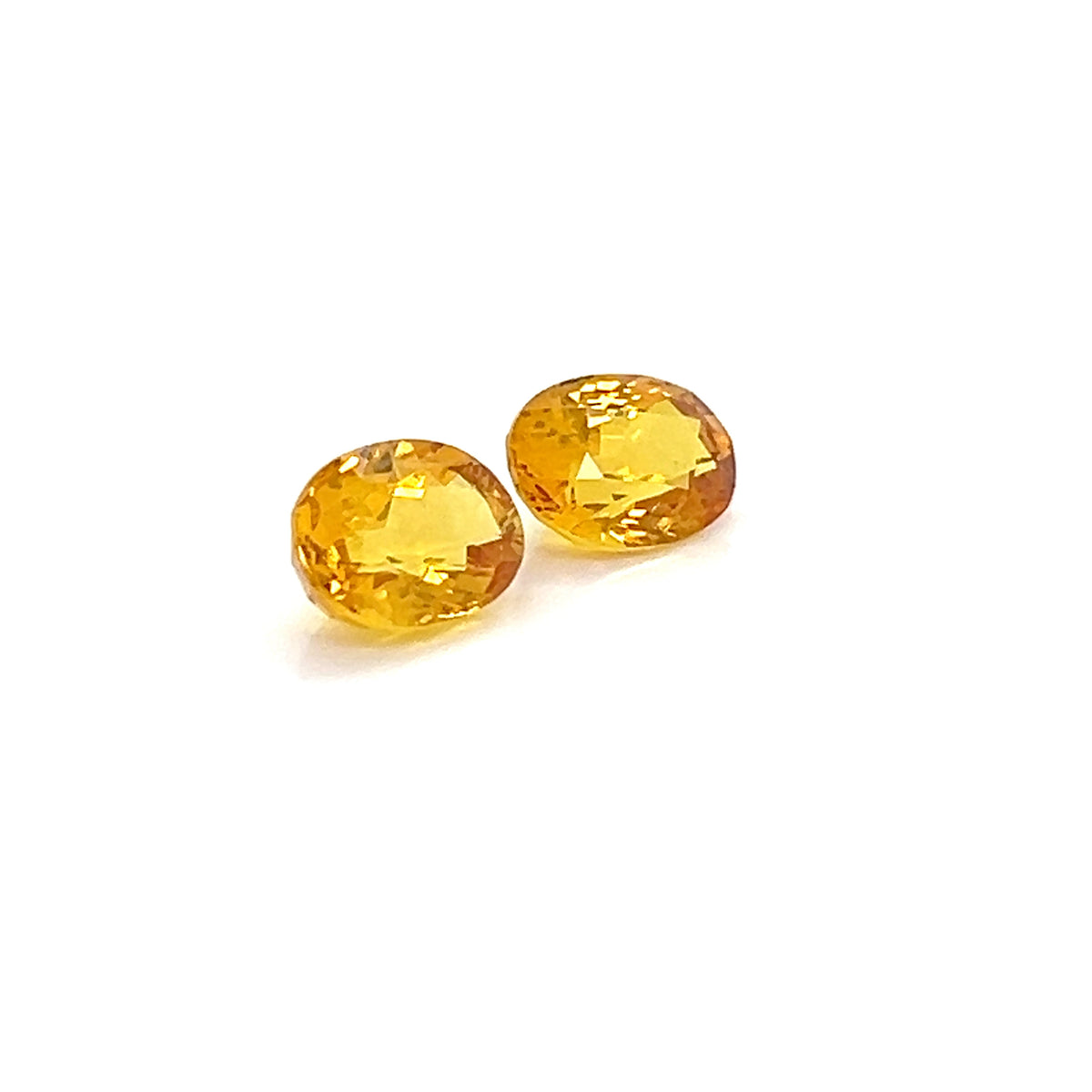 YELLOW SAPPHIRE OVAL