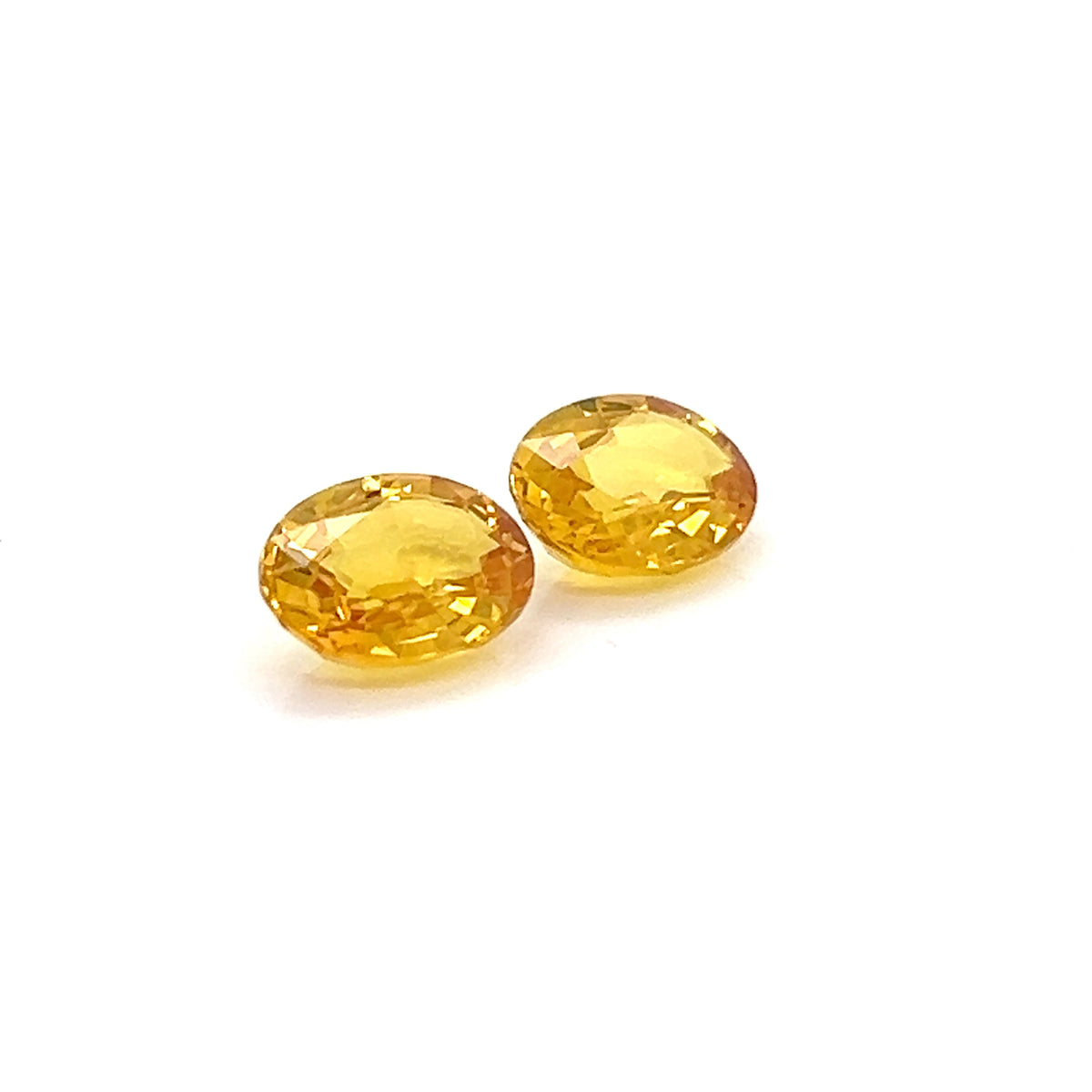 YELLOW SAPPHIRE OVAL