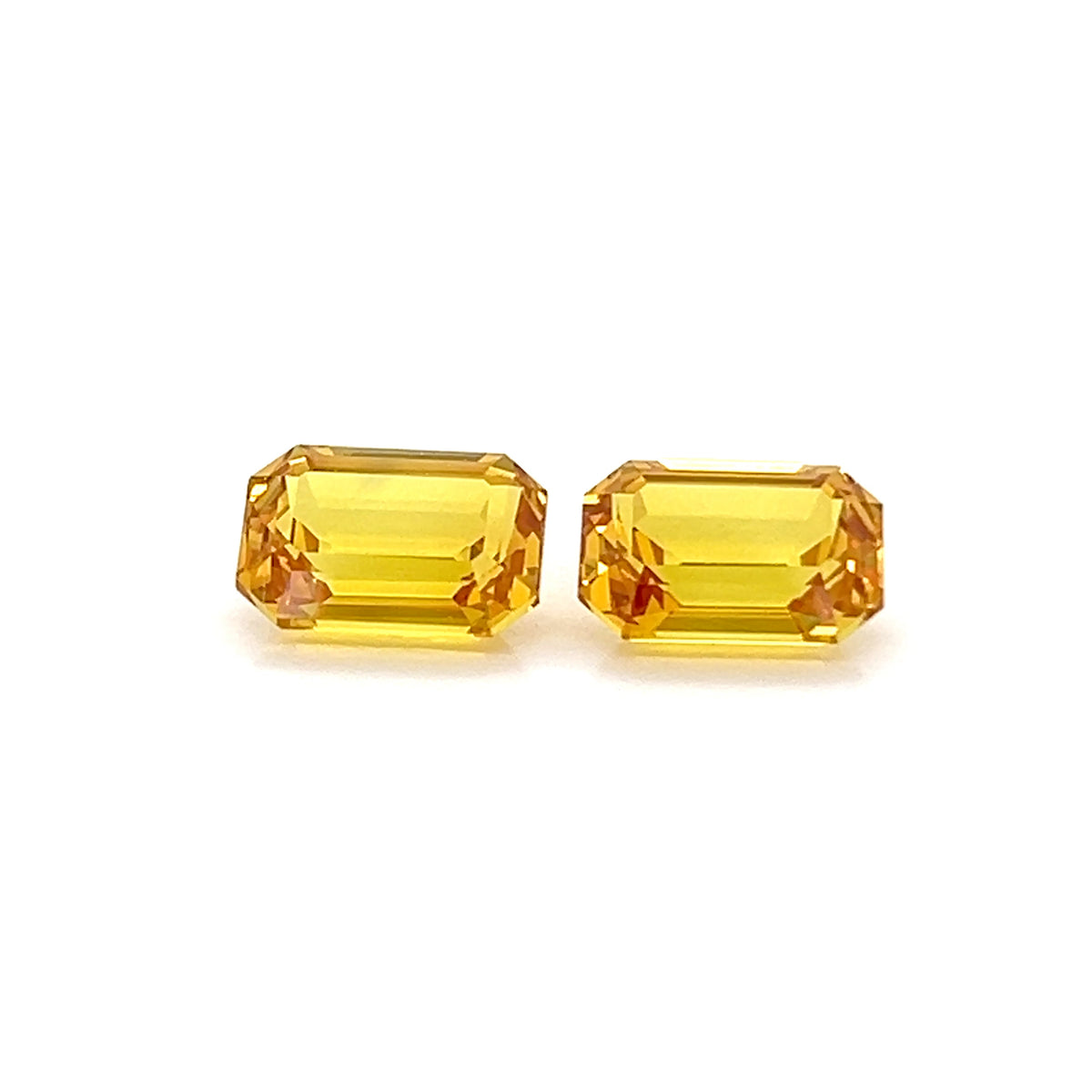 YELLOW SAPPHIRE EMERALD CUT