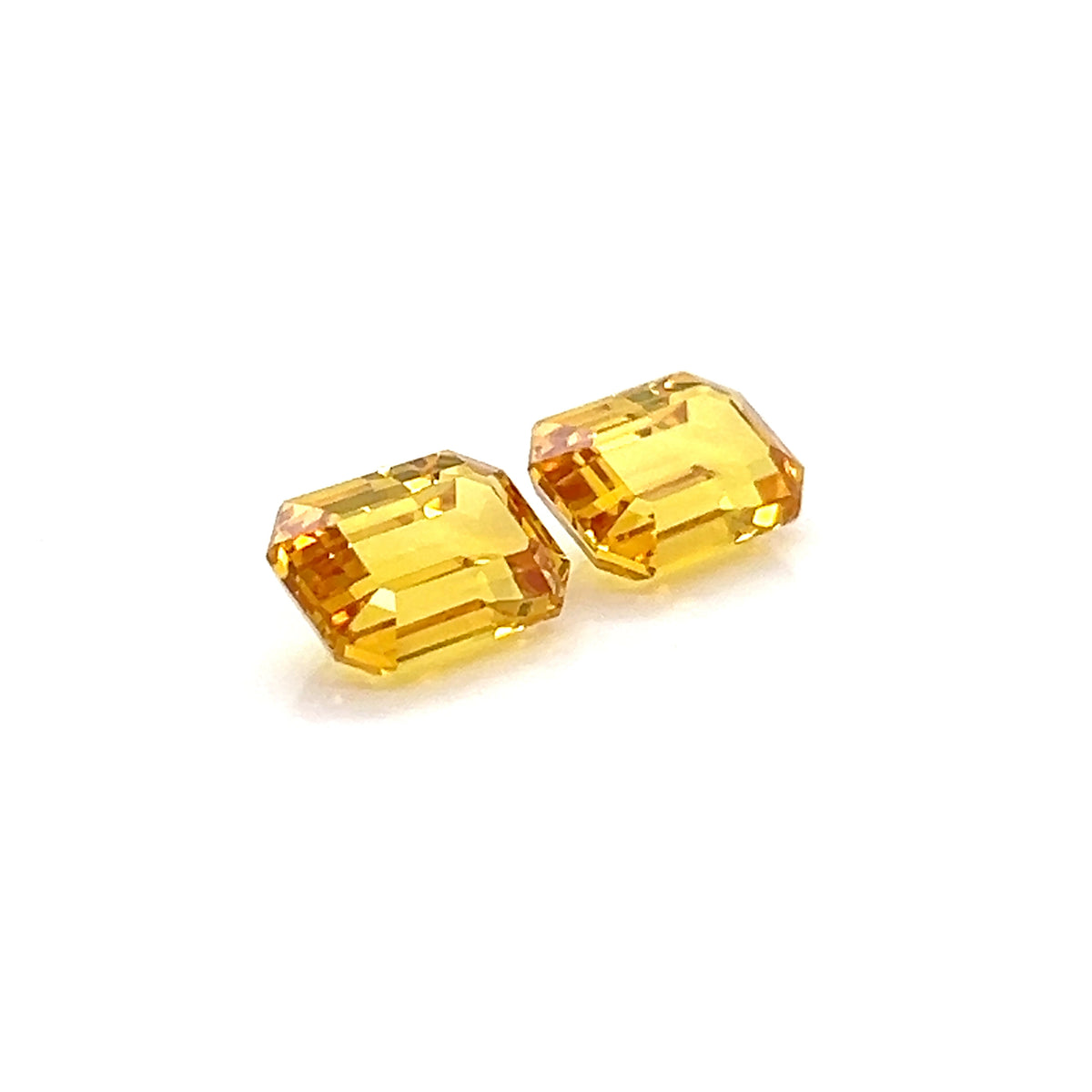 YELLOW SAPPHIRE EMERALD CUT