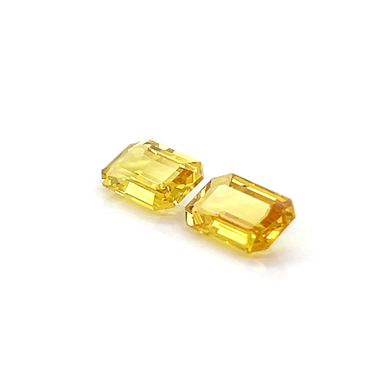 YELLOW SAPPHIRE EMERALD CUT