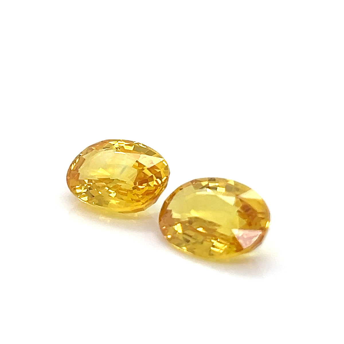 YELLOW SAPPHIRE OVAL