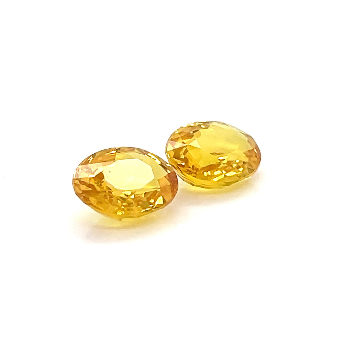 YELLOW SAPPHIRE OVAL