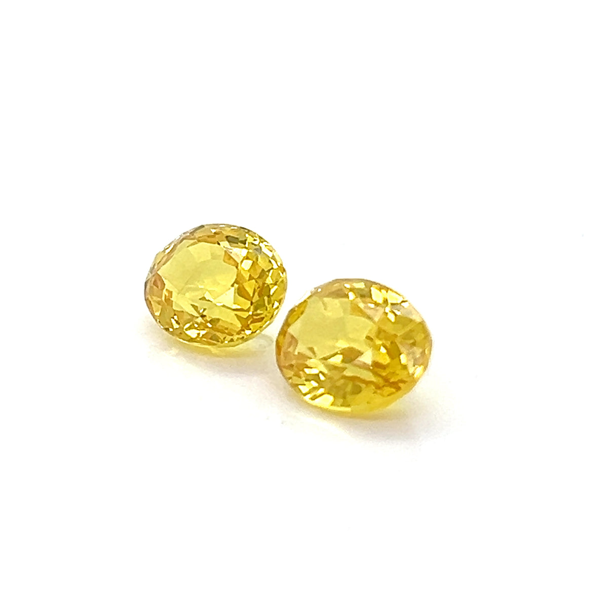 YELLOW SAPPHIRE OVAL